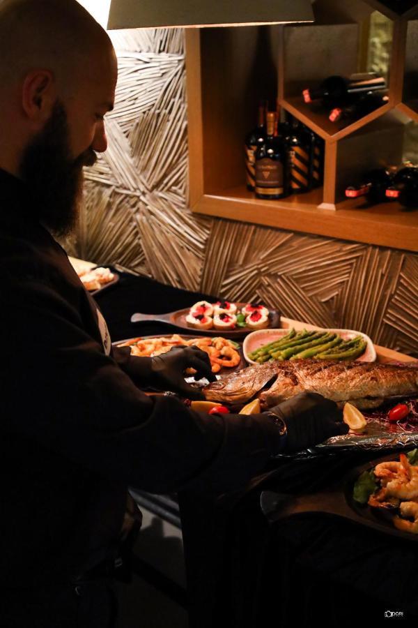 Dim'S Hotel & Restaurant Korce Esterno foto
