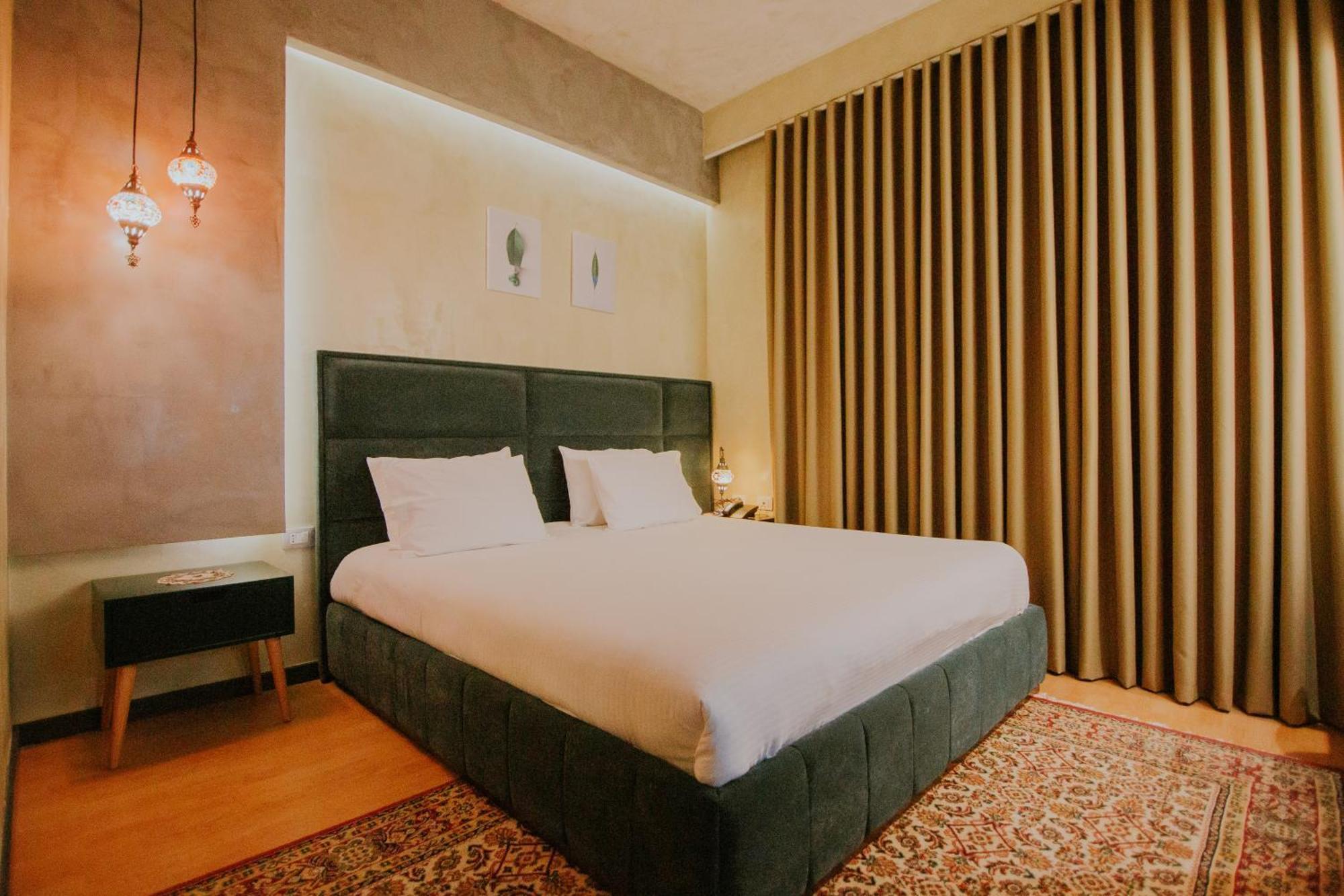 Dim'S Hotel & Restaurant Korce Esterno foto
