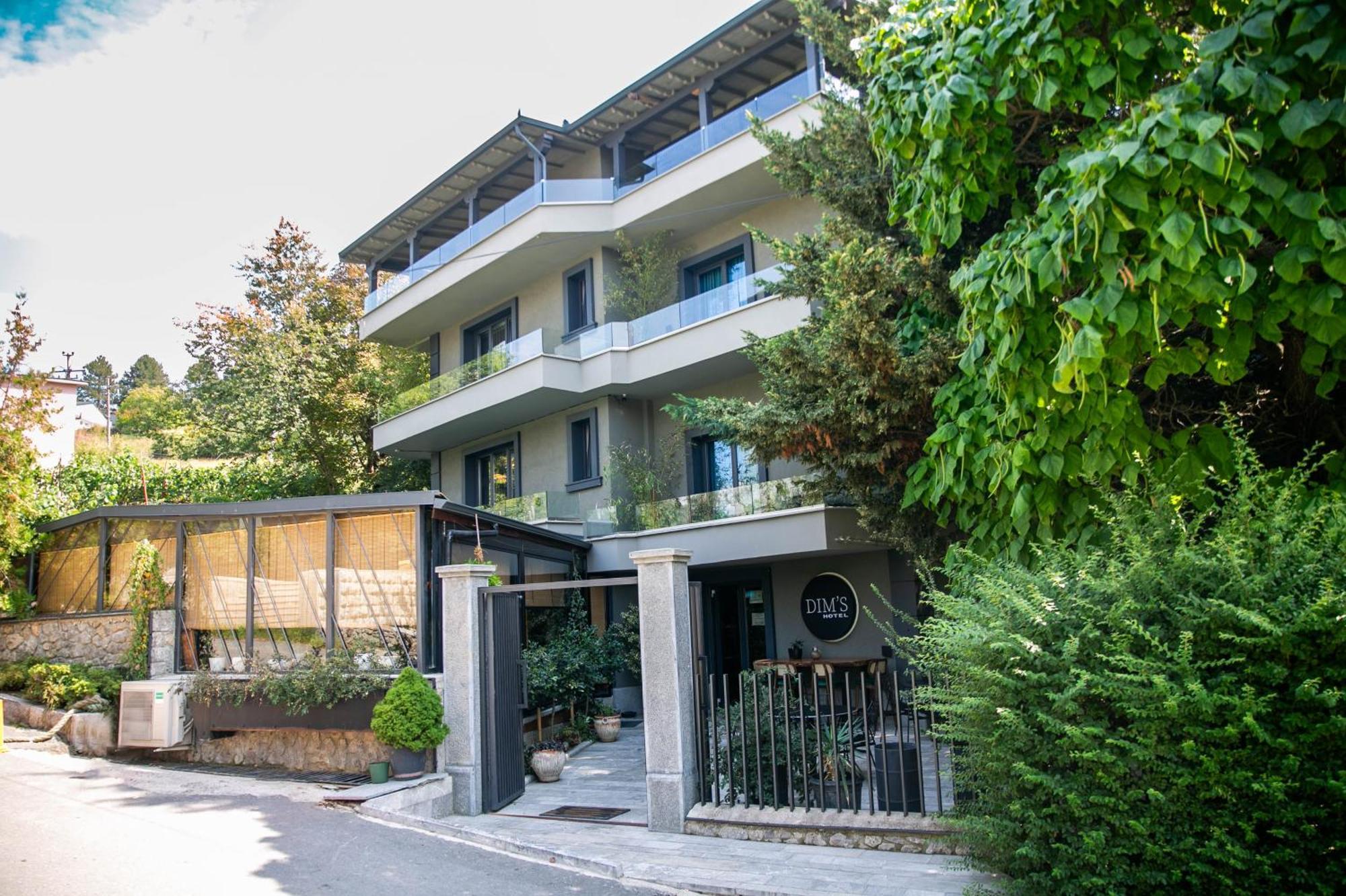 Dim'S Hotel & Restaurant Korce Esterno foto