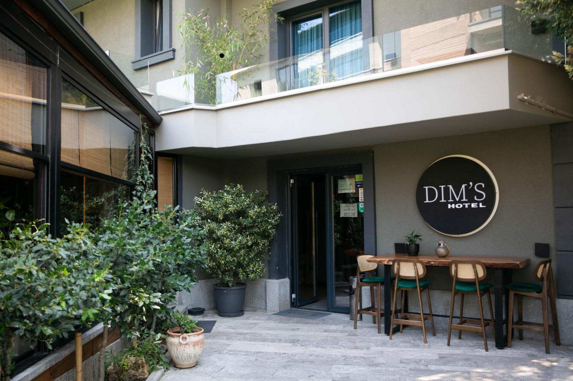 Dim'S Hotel & Restaurant Korce Esterno foto